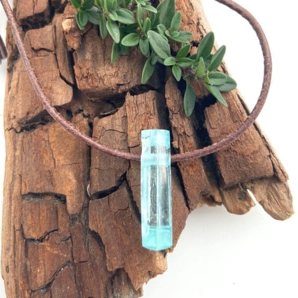 Belle Tourmaline bleue Paraïba en pendentif – Image 7